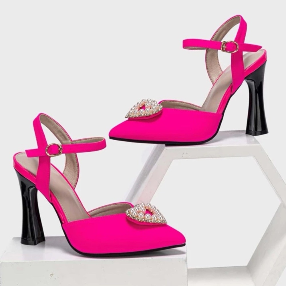 NIB SHEIN HOT PINK HEART & RHINESTONE DECOR ANKLE STRAP PUMPS SHOES CN38 US7 - Picture 7 of 7